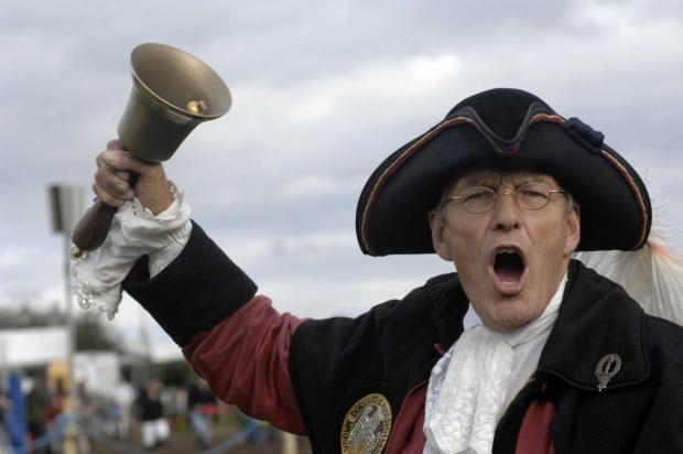 Alistair Chisholm Town Crier Dorchester 1997-2023